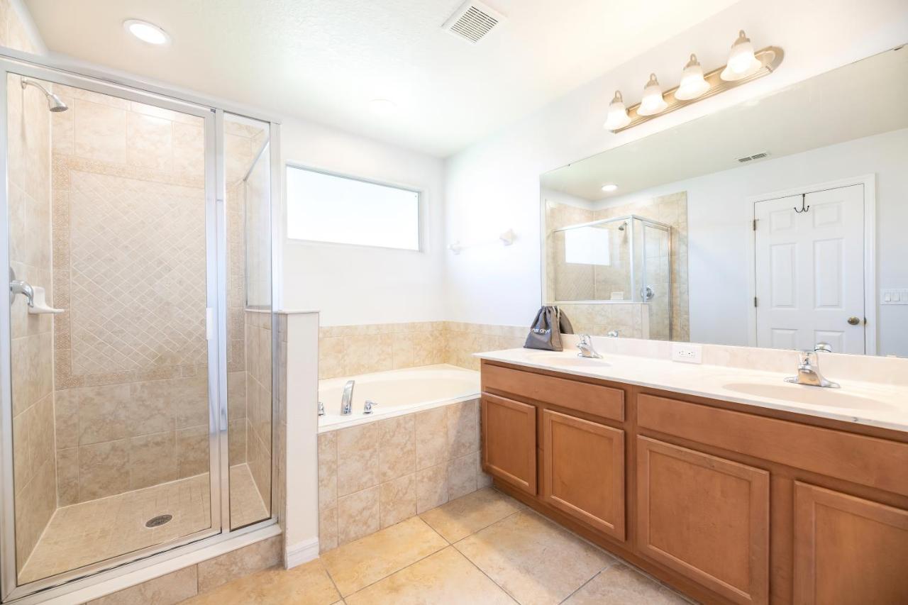 Huge 6Br House - Private Pool Retreat Near Disney كيسيمي المظهر الخارجي الصورة