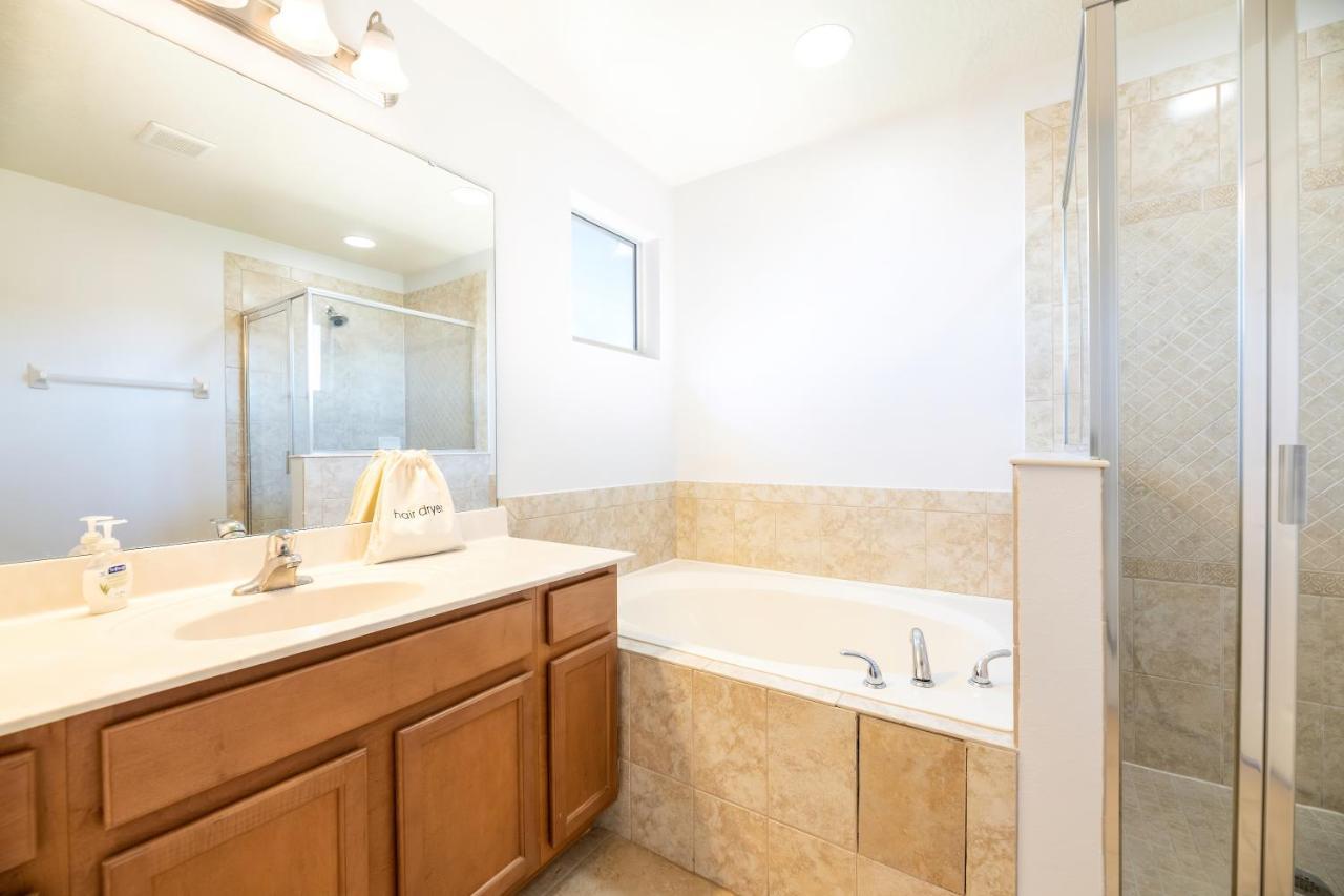 Huge 6Br House - Private Pool Retreat Near Disney كيسيمي المظهر الخارجي الصورة